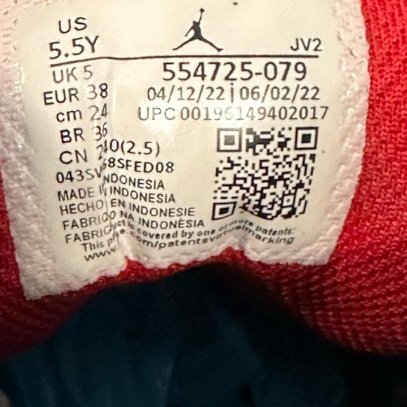 Nike Air Jordan 1 Mid “Bred Toe” / White-Black-Red | Size US 5.5Y - Picture 10 of 10